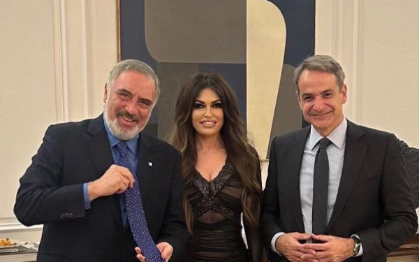 Συνάντηση Γκιλφόιλ - Μητσοτάκη με τον εφοπλιστή Νίκο Τσάκο - Ενέργεια και ναυτιλία στο επίκεντρο