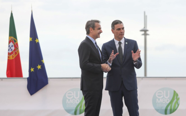 Στην Ισπανία τη Δευτέρα ο Μητσοτάκης, θα συναντηθεί με τον Σάντσεθ και τον βασιλιά Φελίπε