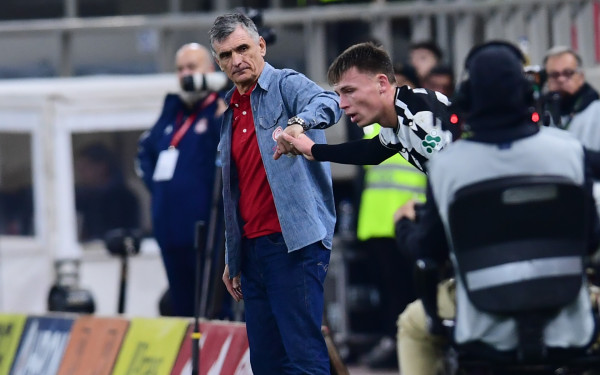 Στη συνέντευξη Τύπου του Ολυμπιακού ο Μεντιλίμπαρ μίλησε για τους επτά αδικοχαμένους φιλάθλους του ΠΑΟΚ