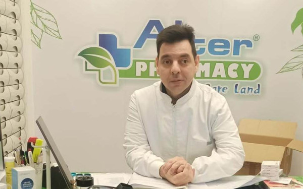 Πέτρος Πέτρου, ένας φαρμακοποιός, χημικός και μουσικοσυνθέτης, που μετέτρεψε τα εμπόδια σε δημιουργία και φροντίδα