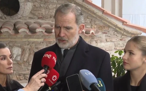 Βασιλιάς Φελίπε από Αθήνα για σιδηροδρομική τραγωδία στην Ισπανία: Ελπίζουμε οι τραυματίες να αναρρώσουν το συντομότερο δυνατόν