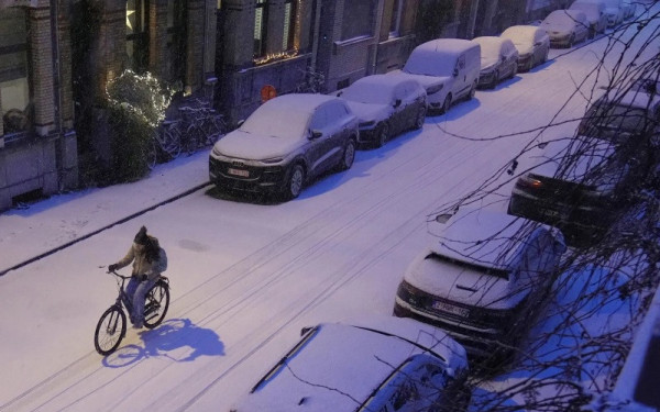 Καταιγίδα Γκορέτι: Σφοδροί άνεμοι και διακοπές ρεύματος σε Γαλλία και Βρετανία