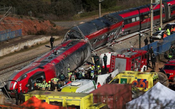 Ισπανία: Σπασμένο αρμό στις ράγες βρήκαν ειδικοί που ερευνούν τα αίτια της τραγωδίας των 39 νεκρών
