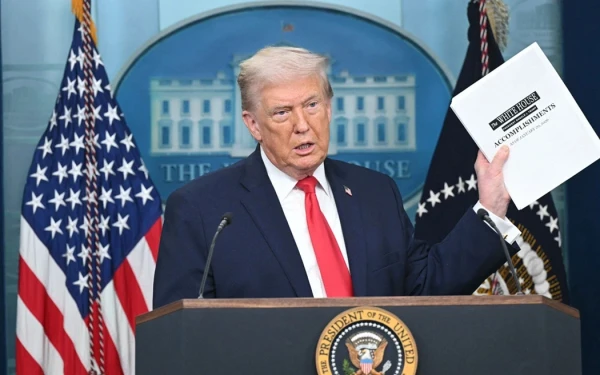 Ένας χρόνος Τραμπ - Συνέντευξη Τύπου στον Λευκό Οίκο: «Θα μάθετε πόσο μακριά μπορώ να φτάσω για τη Γροιλανδία» (βίντεο)