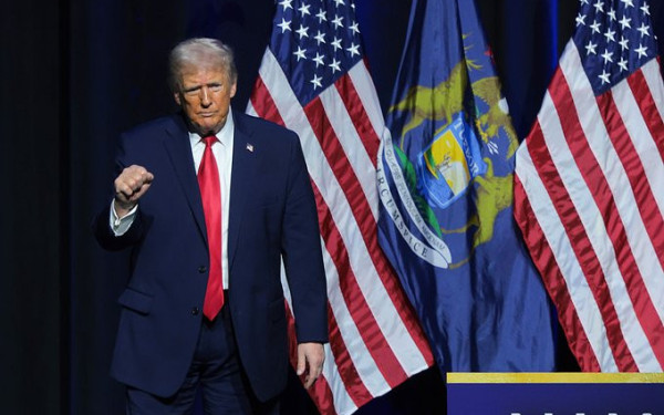 Ένας χρόνος Τραμπ: Η έκτακτη συνέντευξη Τύπου από τον Λευκό Οίκο (βίντεο)