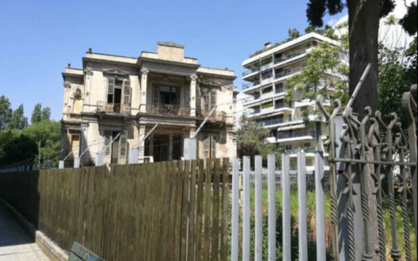 Θεσσαλονίκη: Πωλητήριο στην οικία Σαλέμ, το πρώην ιταλικό προξενείο στη Βασ. Όλγας