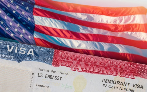 ΗΠΑ: Πάνω από 100.000 ανακλήσεις βίζας μετά την επιστροφή Τραμπ στον Λευκό Οίκο