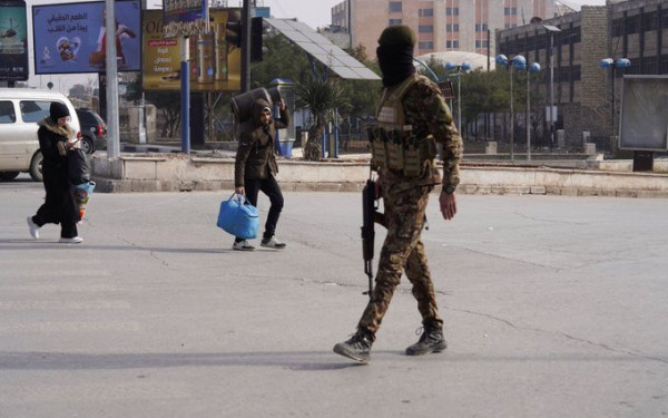 Σε κλοιό απαγόρευσης κυκλοφορίας το Χαλέπι: Σφοδρές συγκρούσεις μεταξύ στρατού και Κούρδων