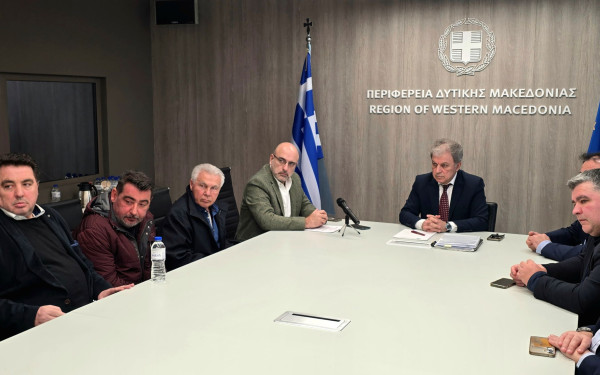 Δυτική Μακεδονία: Υπογράφηκε η σύμβαση για τον οδικό άξονα Κήπος – Γέφυρα Ρυμνίου (βίντεο)