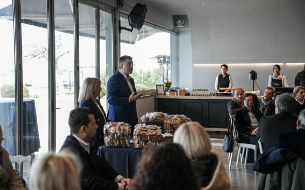 Νουθεσίες Τζιτζικώστα προς όσους σπεύδουν να χρησθούν υποψήφιοι περιφερειάρχες - “Όποιος βιάζεται σκοντάφτει”