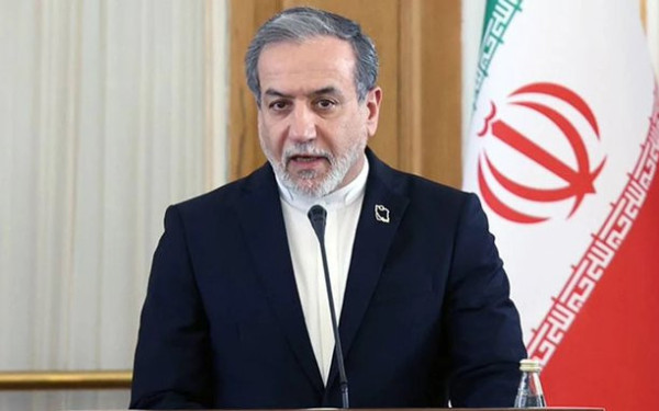 Αμπάς Αραγτσί: «Η στάση του Ιράν εναντίον της ανάπτυξης πυρηνικών όπλων δεν θα αλλάξει»