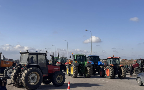 Θεσσαλονίκη: Ξεκίνησε η αποχώρηση των τρακτέρ από το μπλόκο των Μαλγάρων - Ανοιχτό το ενδεχόμενο κινητοποιήσεων στην Agrotica (βίντεο)