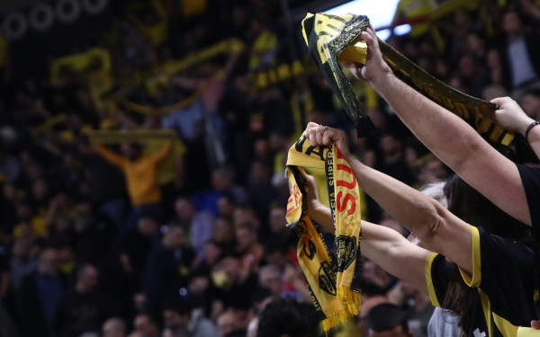 Μπάσκετ: Περίπατος του Άρη επί της Νεπτούνας στο «φλεγόμενο» Παλέ (βίντεο)