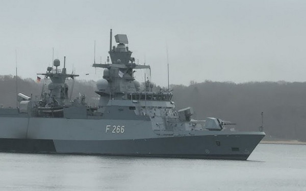 Γερμανία: Συνελήφθησαν ένας Έλληνας και ένας Ρουμάνος για δολιοφθορά σε γερμανικό πολεμικό πλοίο στο Αμβούργο