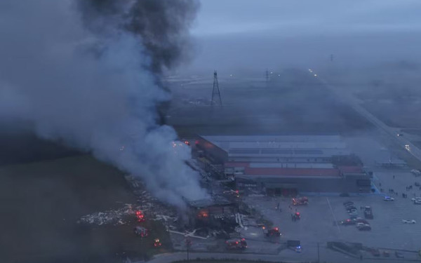 Τραγωδία στο εργοστάσιο «Βιολάντα»: Στιγμές τρόμου για τους εργαζόμενους - Έπεφτε το ταβάνι γύρω τους (βίντεο)