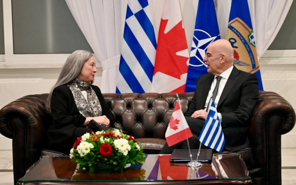 Η συνεργασία Ελλάδας - Καναδά στον αμυντικό τομέα στο επίκεντρο της συνάντησης Ν. Δένδια με την Καναδή πρέσβη