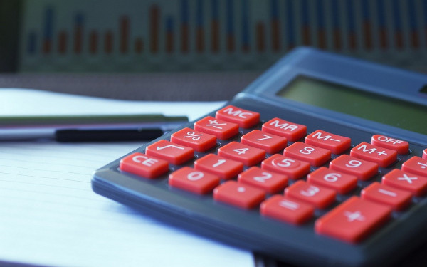 Δήμοι:  Στον αέρα οι προϋπολογισμοί, στον… πάγο τα έργα