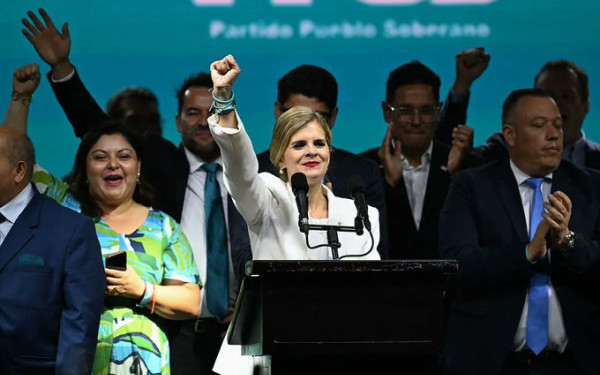 Κόστα Ρίκα: Πρωτιά για την Λάουρα Φερνάντες στον α' γύρο των προεδρικών εκλογών - Το πλάνο της για «σκληρή» πολιτική