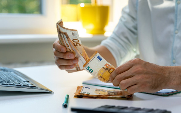 Καθοριστική αλλαγή στην ψηφιακή χορήγηση καταναλωτικών δανείων από τις ελληνικές τράπεζες το 2025