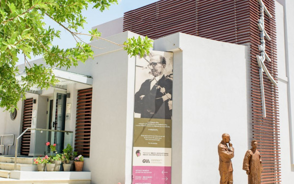 Χίος: Το Πανεπιστήμιο Αιγαίου έθεσε σε λειτουργία τα πρώτα αυτόνομα ρομπότ παράδοσης αγαθών