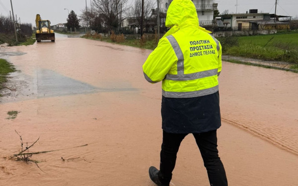 Πέλλα: Προβλήματα από την έντονη βροχόπτωση- Κινητοποιήθηκαν οι υπηρεσίες του Δήμου