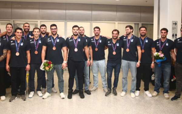 Πόλο: Επέστρεψε στην Ελλάδα η Εθνική ανδρών με το χάλκινο μετάλλιο στο στήθος