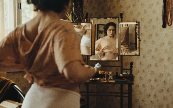 Σινεμά - Ο Αλέξης Δερμεντζόγλου επιλέγει: Ο εκκωφαντικός και βραβευμένος «Ήχος της πτώσης»