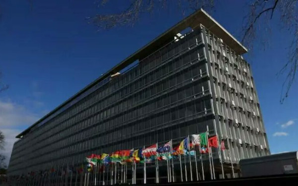 Αποχωρούν και επίσημα οι ΗΠΑ από τον ΠΟΥ - Χάνεται ένας από τους μεγαλύτερους χρηματοδότες του οργανισμού