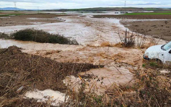 Κλειστή για δύο ώρες η Ε.Ο. Σερρών – Δράμας στο Δαφνούδι λόγω έντονης βροχόπτωσης και φερτών υλικών