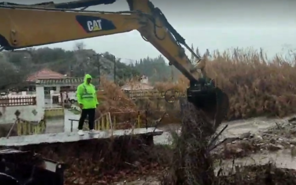 Σέρρες: Προβλήματα στη Σιντική λόγω έντονης βροχόπτωσης - Απεγκλωβίστηκε ζευγάρι κτηνοτρόφων στην Φαιά Πέτρα