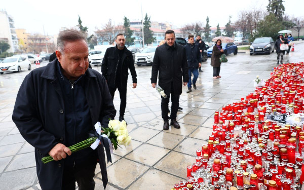 Στην Τούμπα ο Αγγελούδης: «Ας είναι η τελευταία φορά που φίλαθλοι δίνουν το αίμα τους στην άσφαλτο»