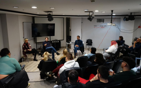 Ο Στράτος Τζώρτζογλου μιλάει για την αγάπη (βίντεο)