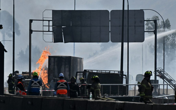 Χιλή: Τέσσερις νεκροί και 17 τραυματίες από έκρηξη βυτιοφόρου στο Σαντιάγο