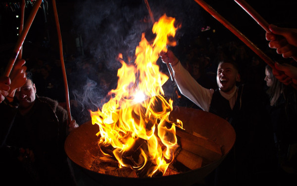 Δήμος Νεάπολης - Συκεών: Απόψε ανάβει ο Φανός της Εράτυρας Κοζάνης στον Άγιο Παύλο