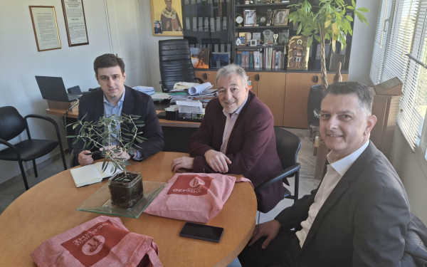 Θεσσαλονίκη: Επίσκεψη του Μιχ. Μπεκίρη στο Δήμο Θέρμης