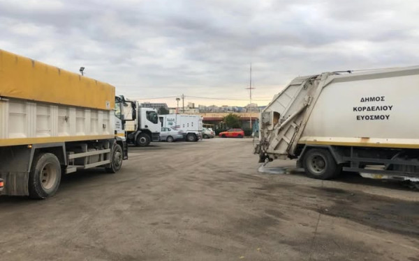 Εύοσμος - Κορδελιό: Αυξάνουν τα νυχτερινά δρομολόγια των απορριμματοφόρων για να μαζεύονται περισσότερα σκουπίδια