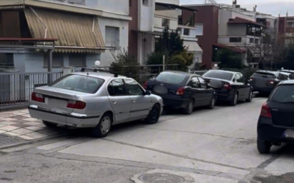 Καλαμαριά: Αντιδράσεις κατοίκων για τη στάθμευση μετά την λειτουργία νέου Ιερού Ναού στην Κηφισιά  (βίντεο)