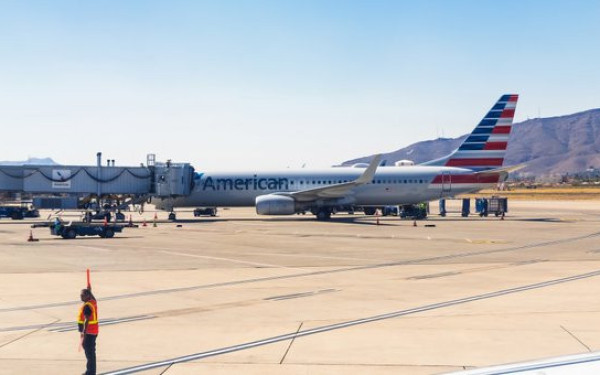 Οι ΗΠΑ ανέστειλαν όλες τις πτήσεις από και προς το Τέξας που συνορεύει με το Μεξικό για «λόγους ασφαλείας»