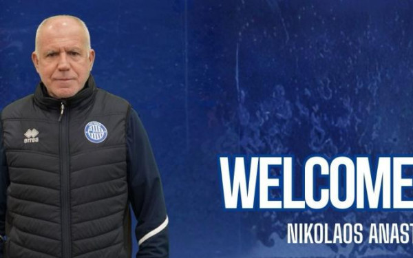 Super League 2: Ο Νίκος Αναστόπουλος επέστρεψε στους πάγκους