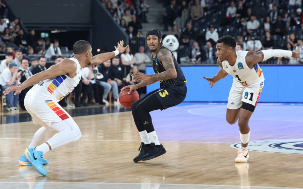 Μπάσκετ: Ο Άρης παραδόθηκε στην Κλουζ και αποκλείστηκε από το EuroCup (βίντεο)