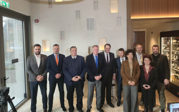 Τα κλειστά διαμερίσματα και όχι τα Airbnb και η Golden Visa ευθύνονται για το στεγαστικό πρόβλημα