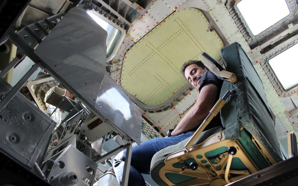 Ένας Έλληνας γιατρός εκπαιδεύει τους Ευρωπαίους αστροναύτες της ESA