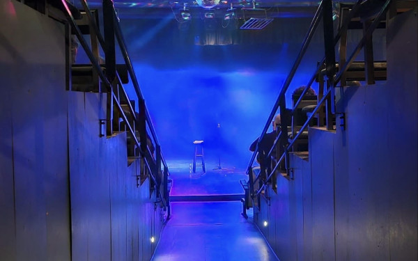 Στη Θεσσαλονίκη η τέταρτη σόλο stand-up comedy παράσταση του Στέλιου Ανατολίτη