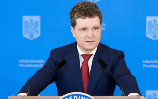 Ο Ρουμάνος Πρόεδρος εξυμνεί την ιστορία και τον καθοριστικό ρόλο της ελληνικής γλώσσας