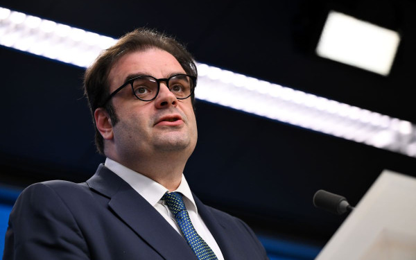 Κ. Πιερρακάκης: Σε δημόσια διαβούλευση ο προϋπολογισμός 800 εκατ. ευρώ - Με 300 επιπλέον ευρώ ενισχύονται οι χήρες