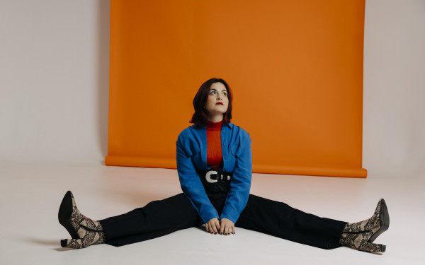 Πολυξένη Καράκογλου: Μια «Υπόσχεση» για όσα μας ενώνουν