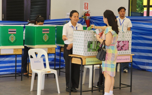 Δημοψήφισμα σήμερα στην Ταϊλάνδη για τη συνταγματική αναθεώρηση
