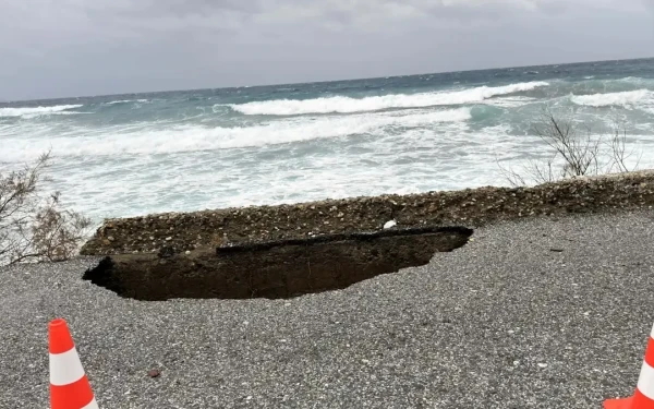 Κακοκαιρία: Σε κατάσταση έκτακτης ανάγκης η Τήνος