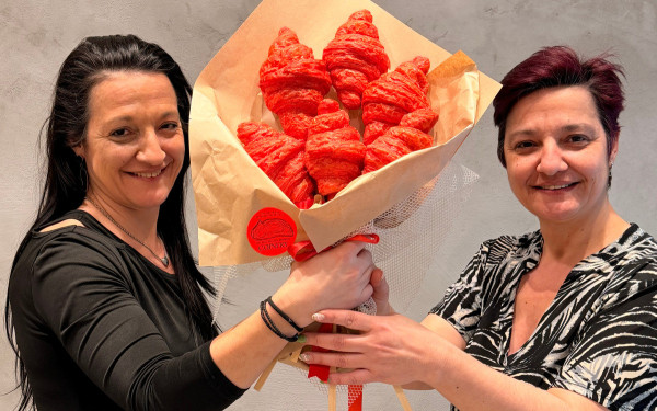 Θεσσαλονίκη: «Ανθοδέσμες» από κρουασάν και γλυκά «mystery boxes» για τον έρωτα