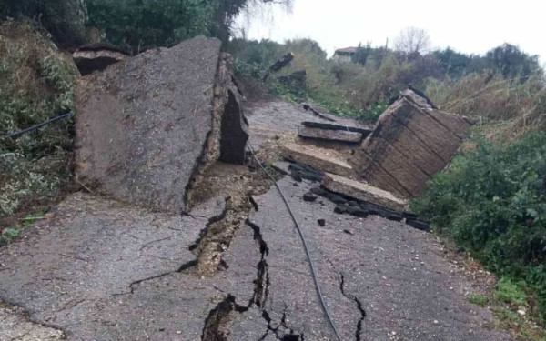 Ζημιές σε Ήπειρο και Πελοπόννησο από τις βροχές και καταιγίδες– Σε εξέλιξη τα φαινόμενα - Έρχεται αφρικανική σκόνη (βίντεο)
